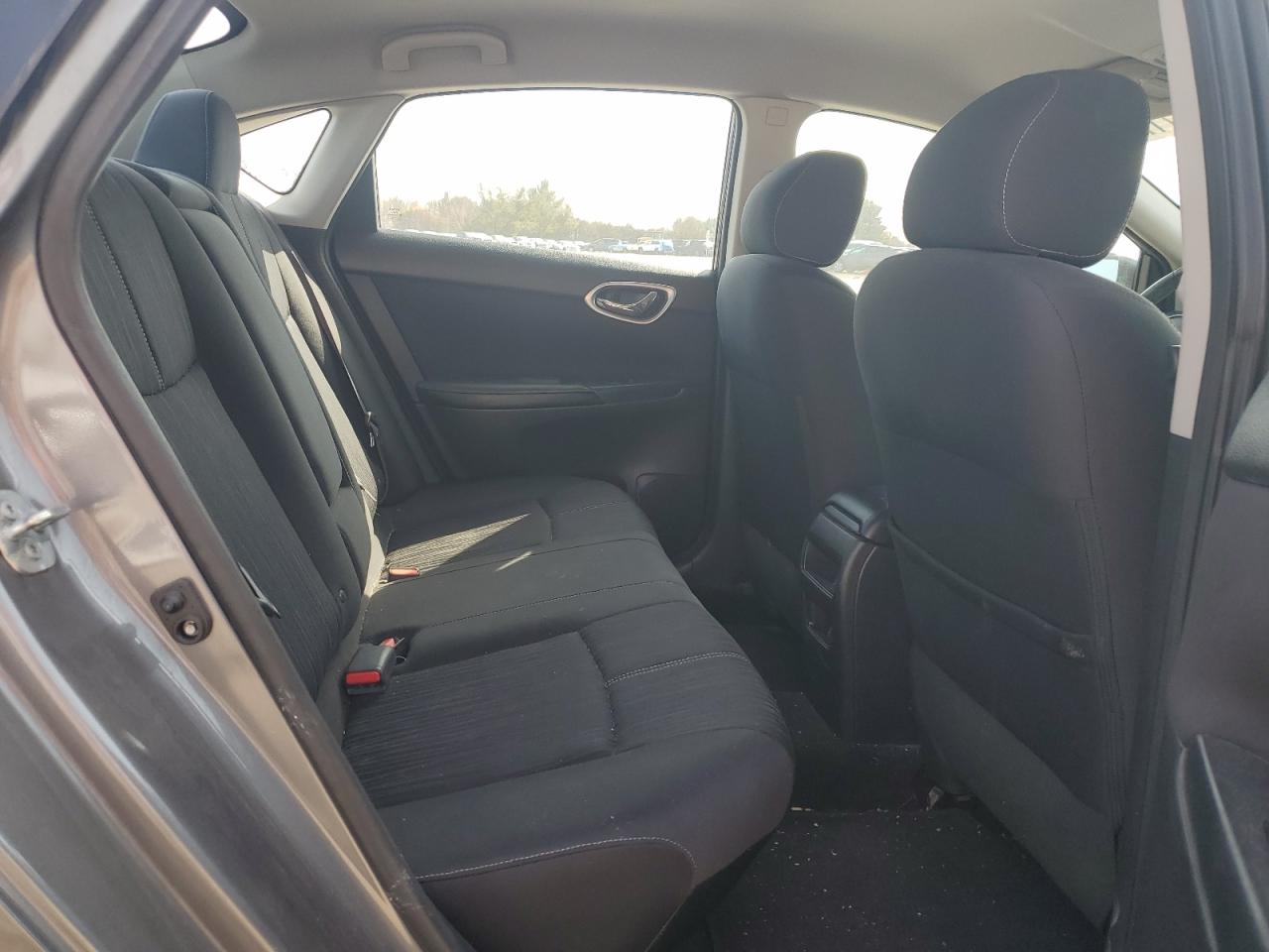 2017 Nissan Sentra - Image 10