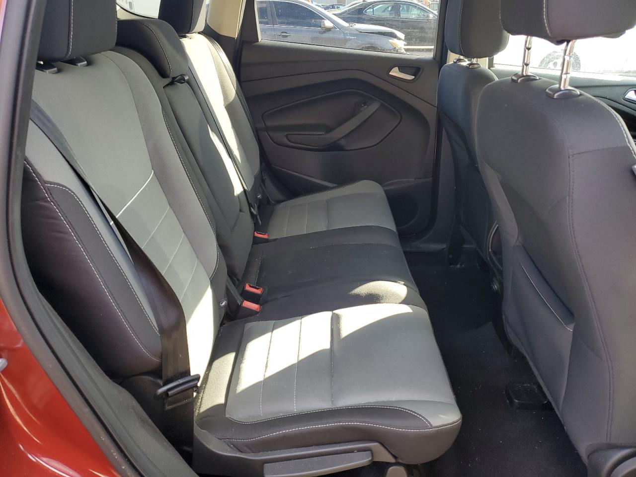 2015 Ford Escape - Image 11
