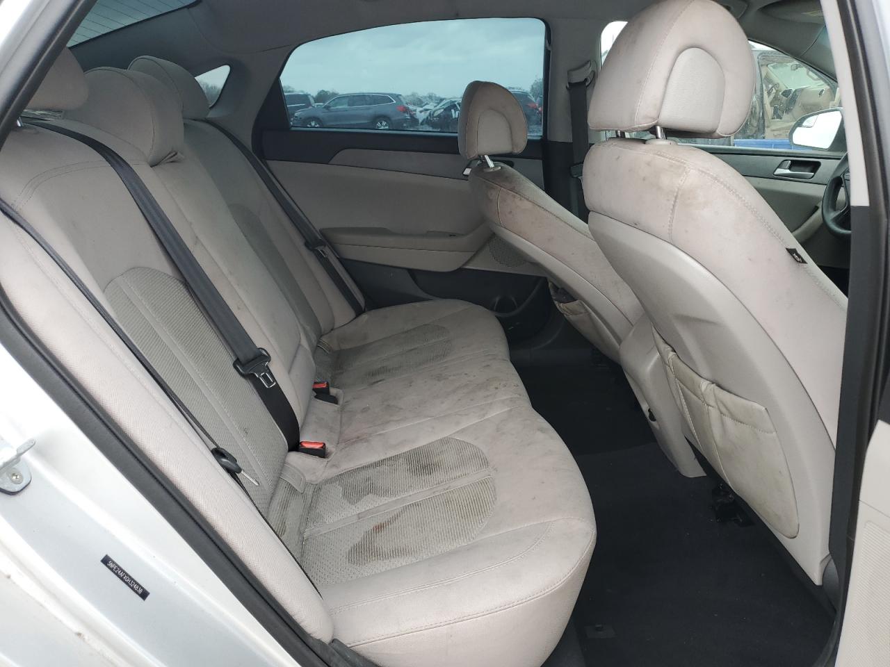 2016 Hyundai Sonata - Image 11