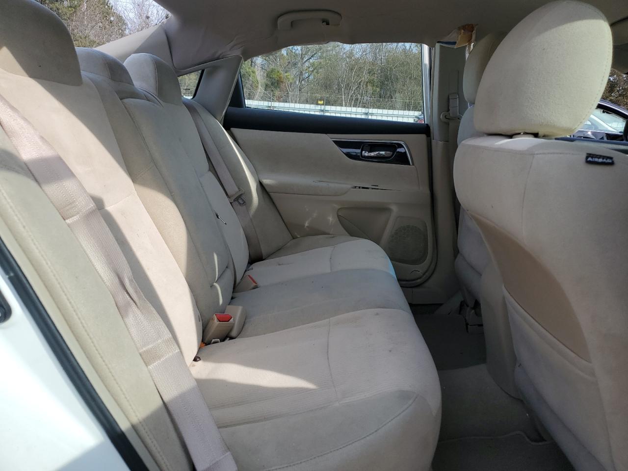 2013 Nissan Altima - Image 10