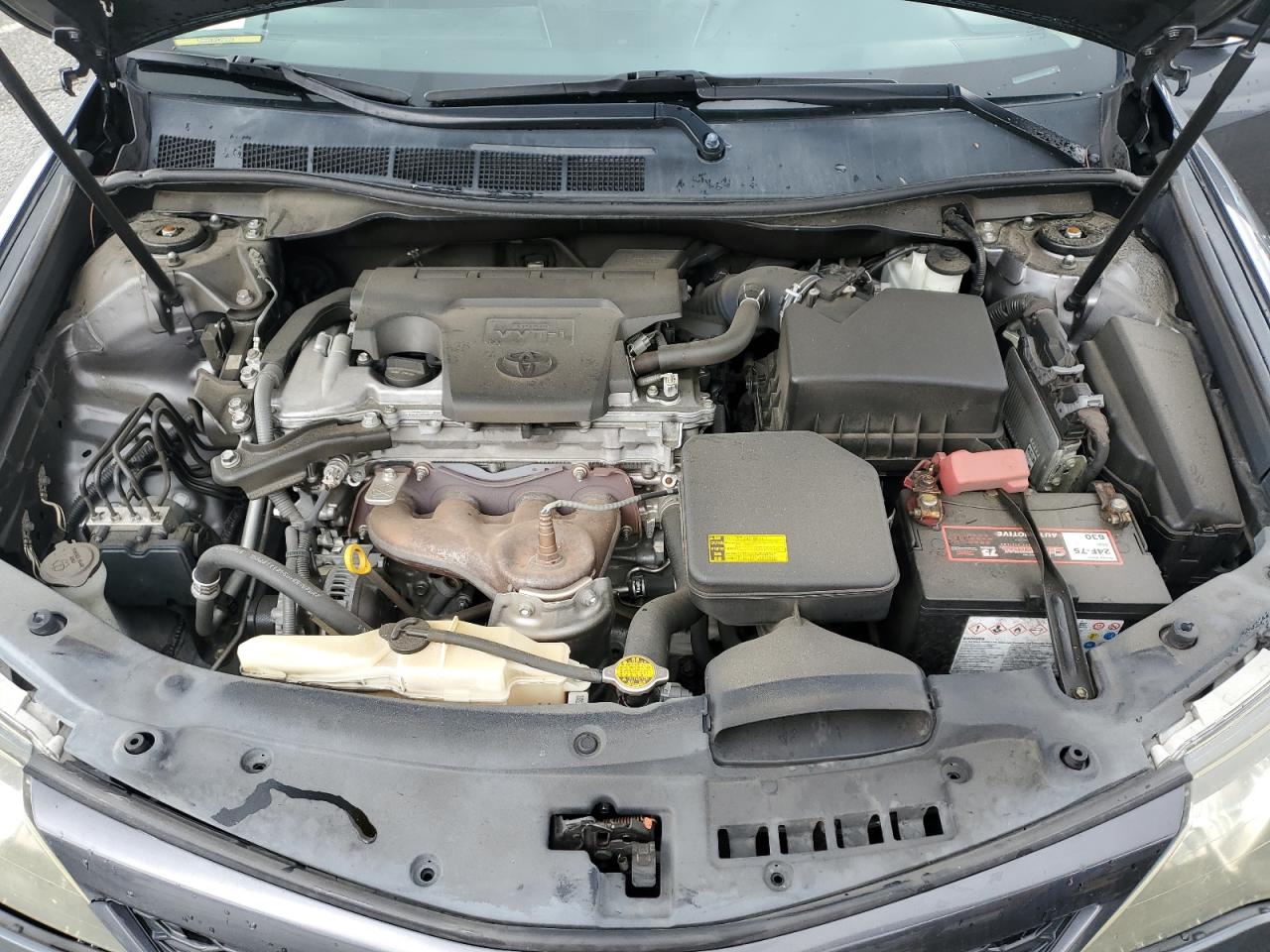 2012 Toyota Camry - Image 12