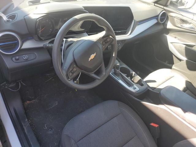  CHEVROLET TRAX 2024 Biały