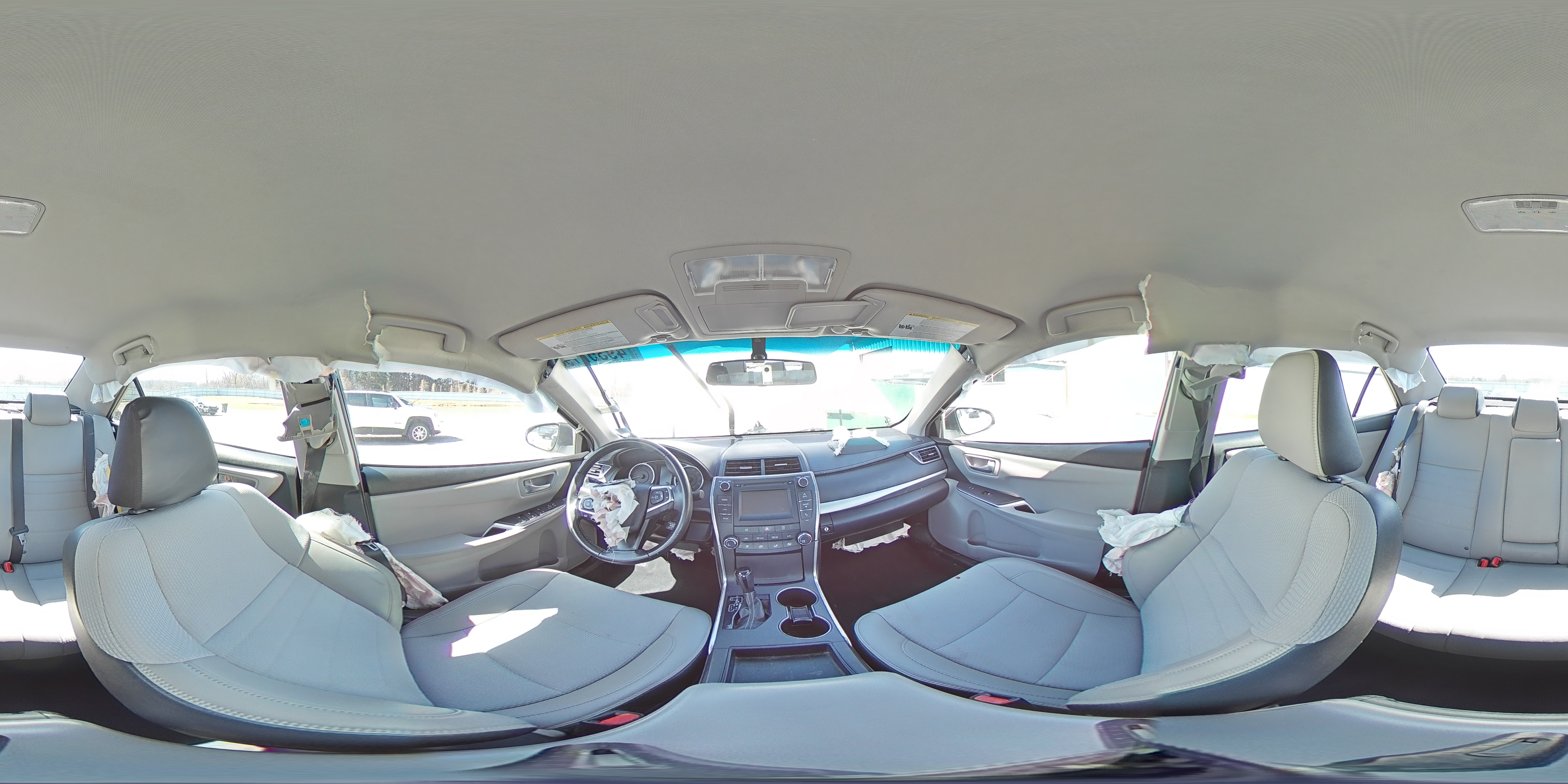 2016 Toyota Camry - Image 12