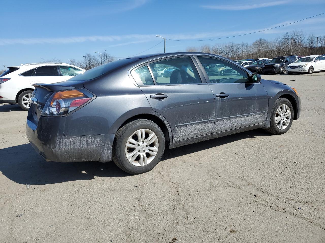 2011 Nissan Altima - Image 3
