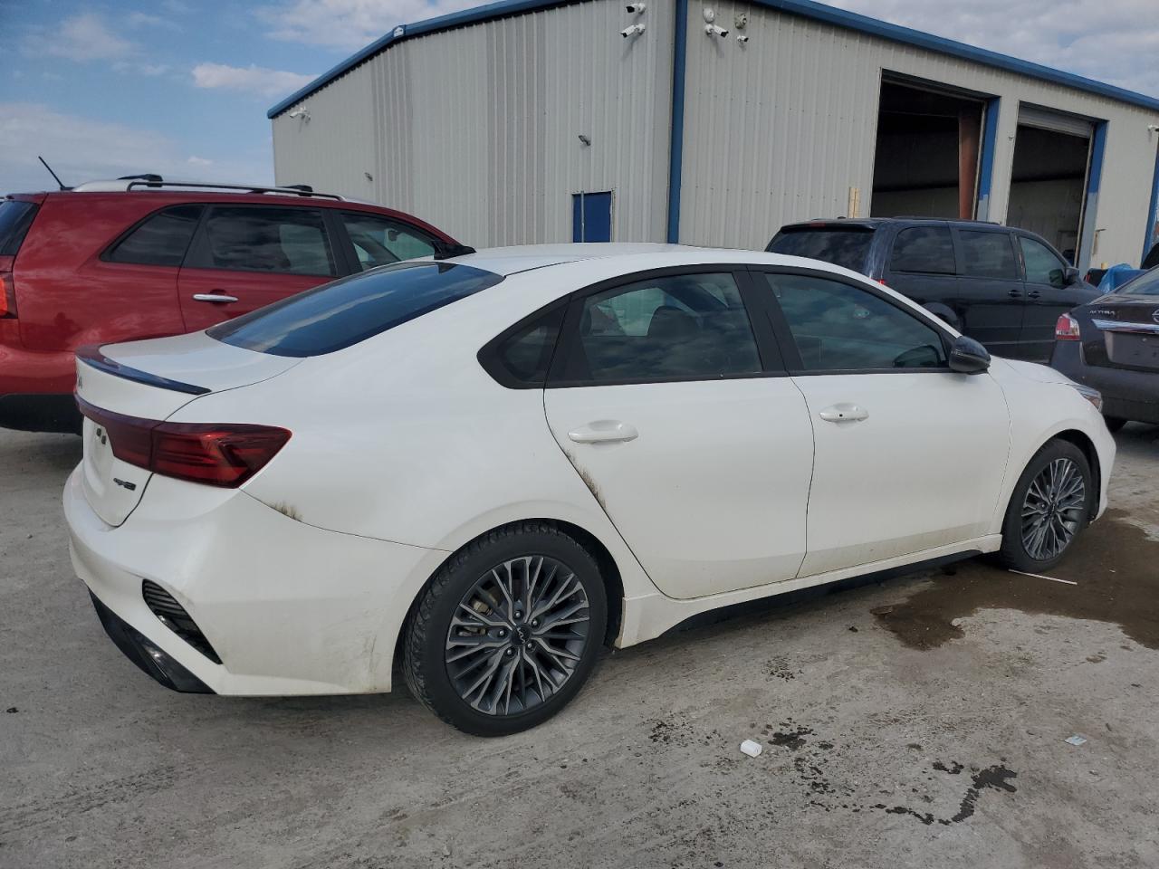 2023 Kia Forte - Image 3