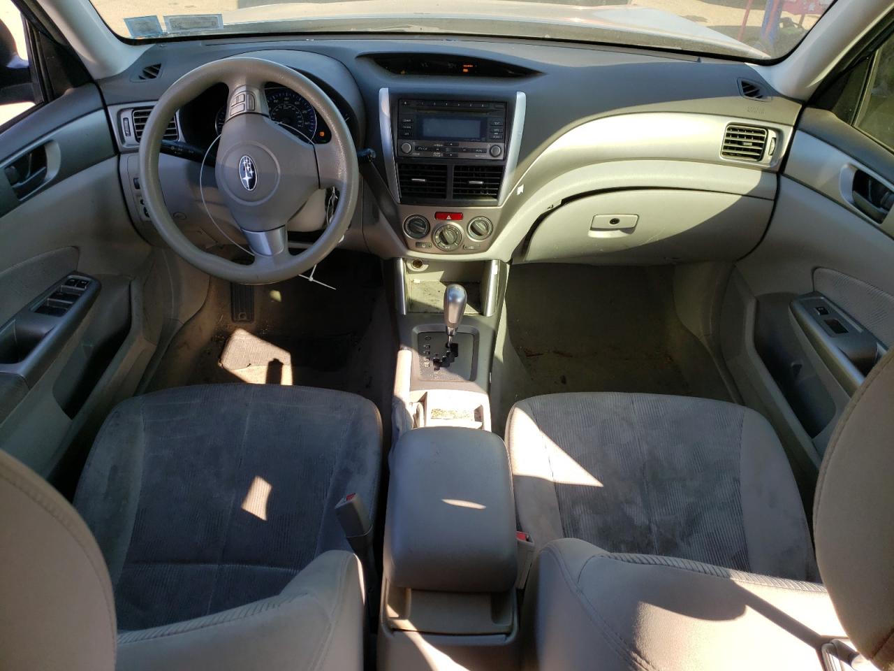 2010 Subaru Forester - Image 8