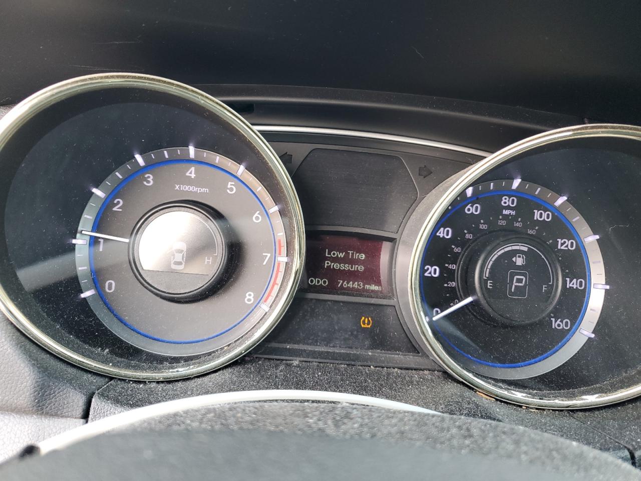 2013 Hyundai Sonata - Image 9