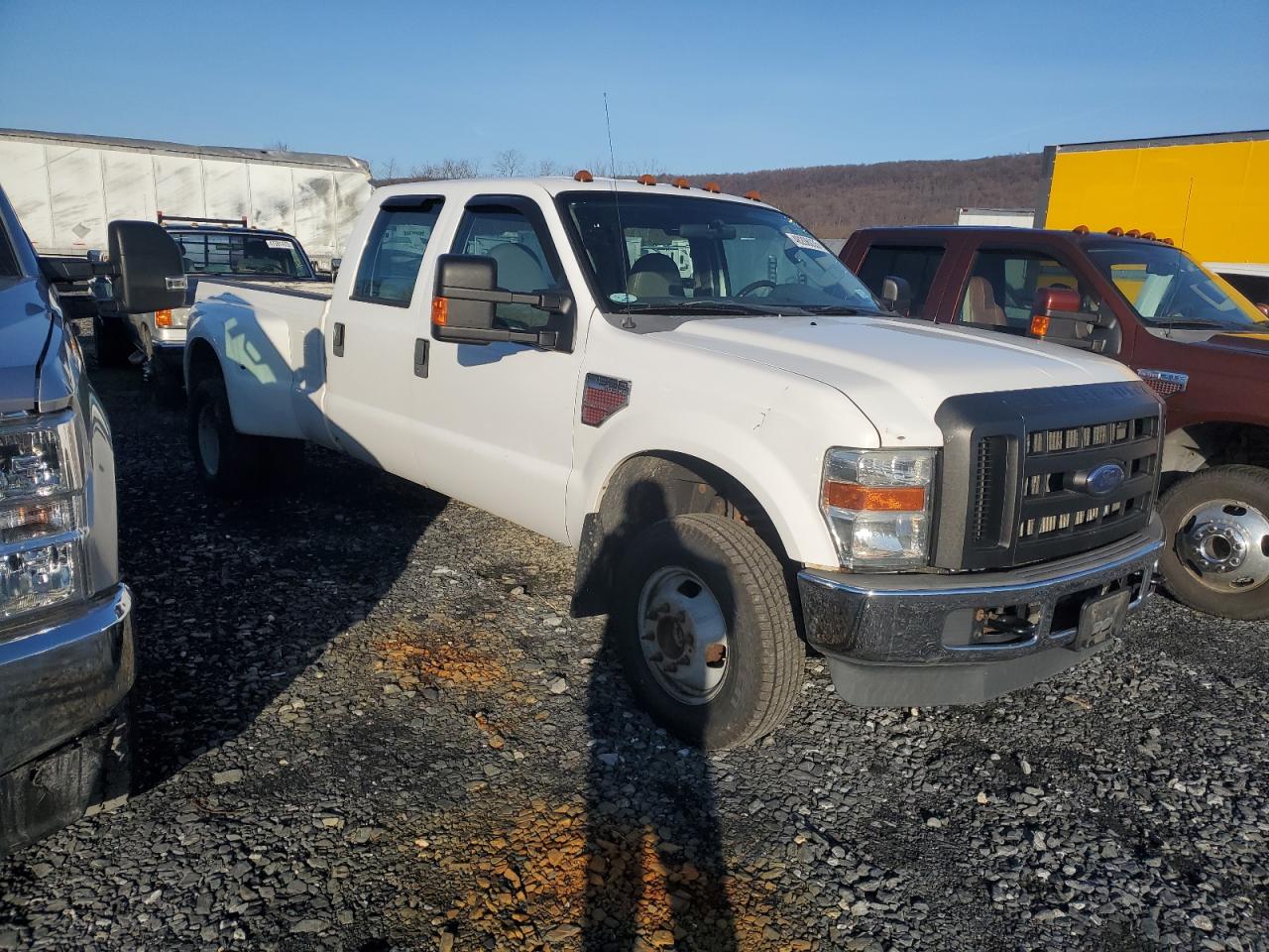 2008 Ford F350 - Image 4