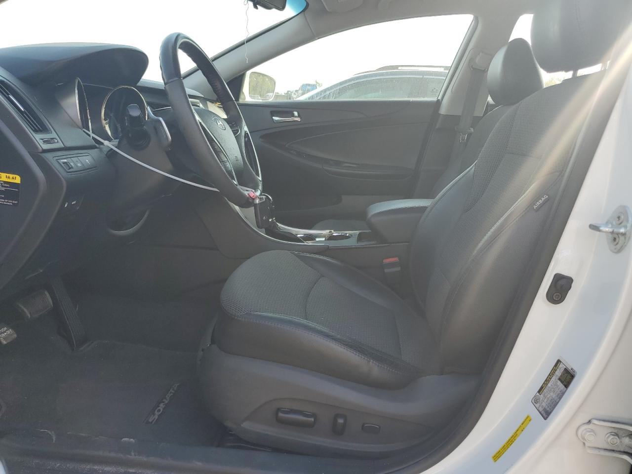 2012 Hyundai Sonata - Image 7