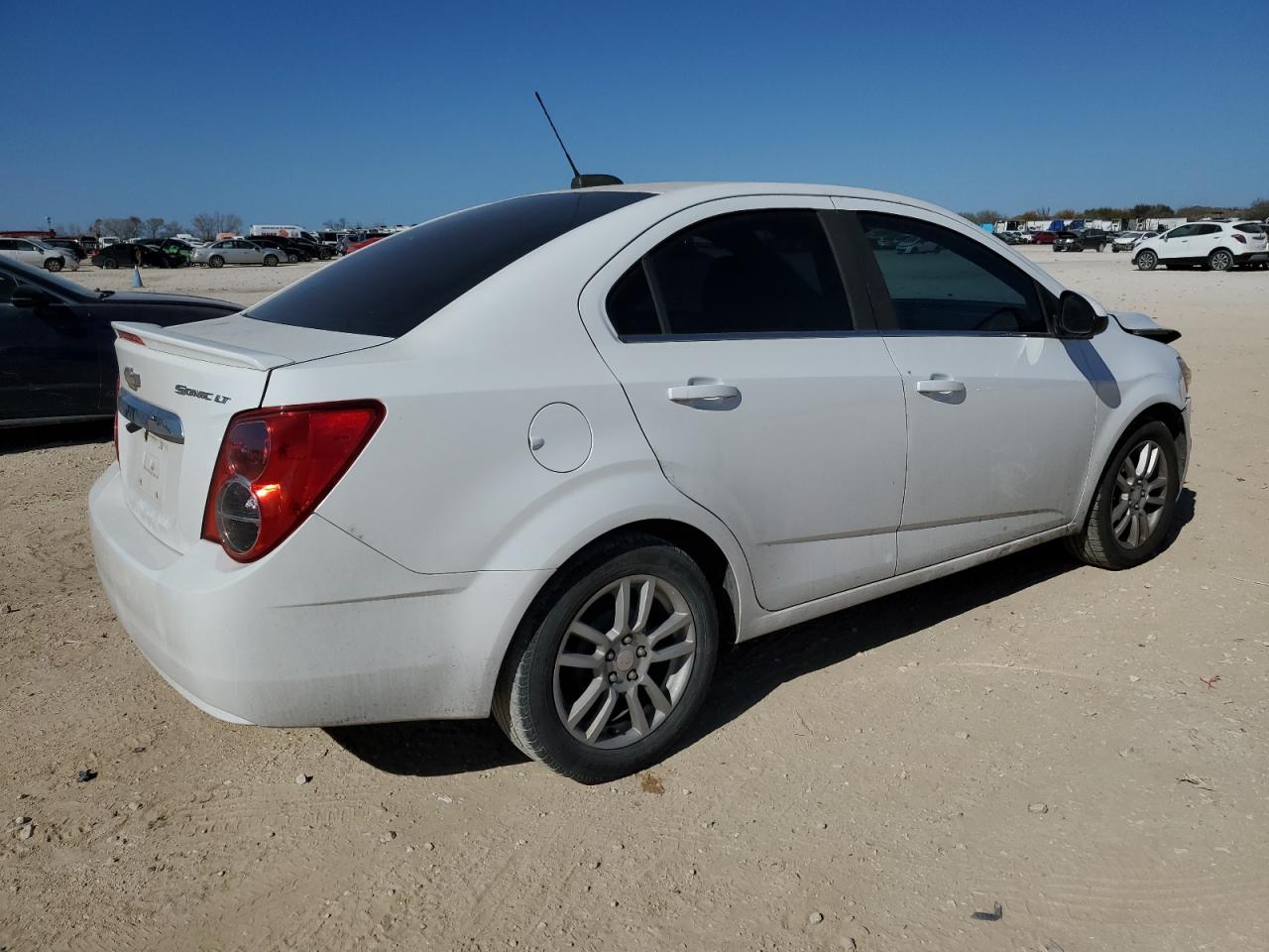 2015 Chevrolet Sonic - Image 3