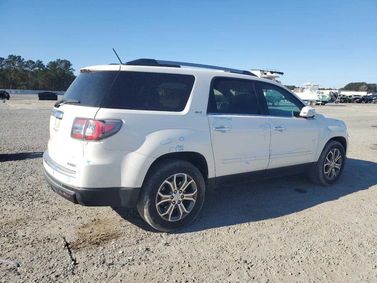 2014 GMC Acadia - Image 3
