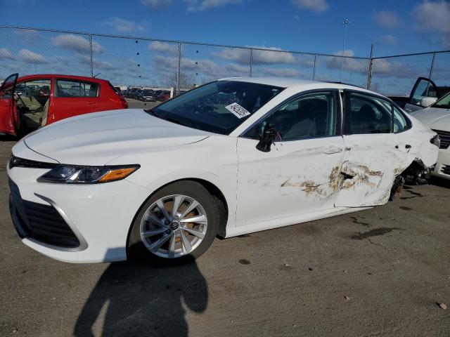 TOYOTA CAMRY LE 2024