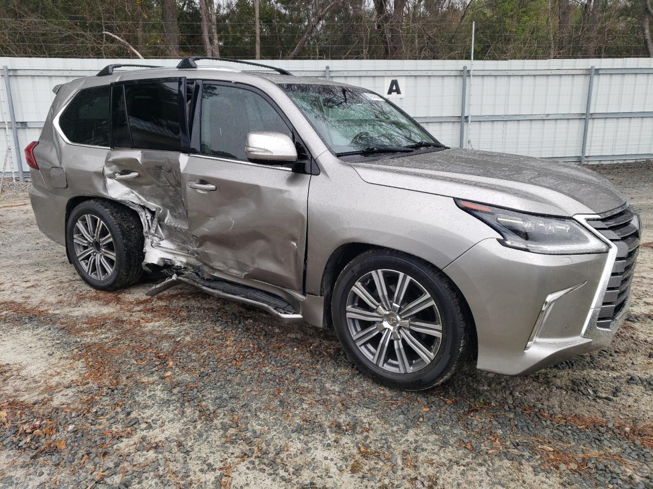 2017 Lexus Lx 570 na sprzedaż w Dunn, NC - Side