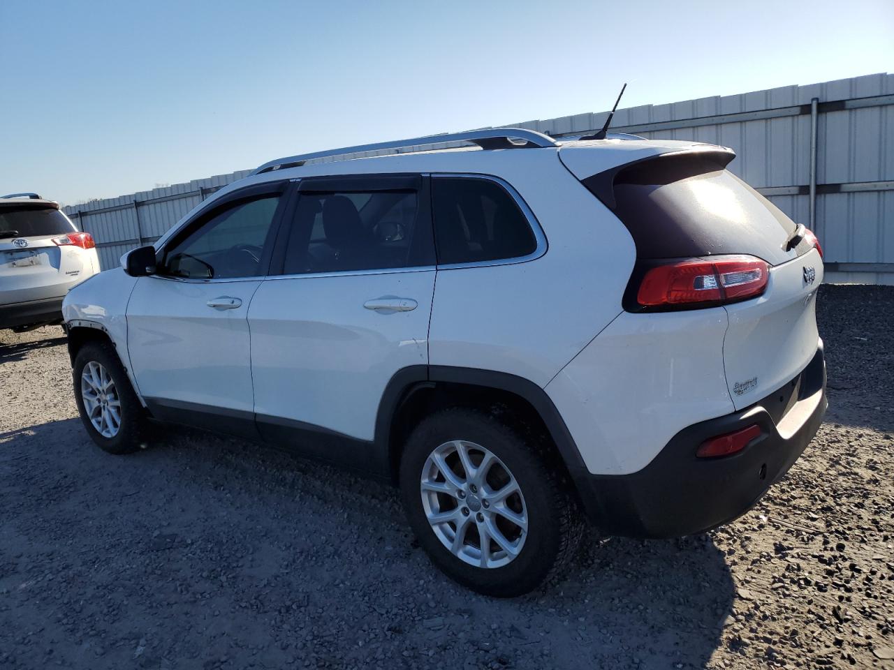 2015 Jeep Grand Cherokee - Image 2