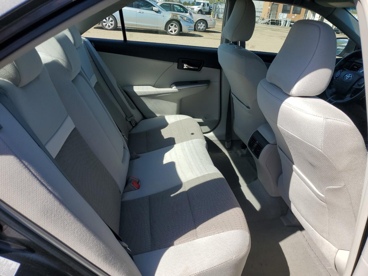 2012 Toyota Camry - Image 10