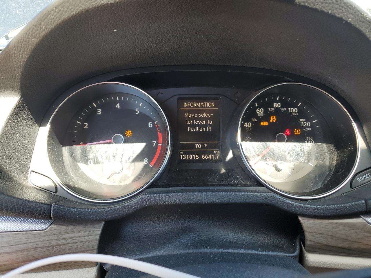2016 Volkswagen Passat - Image 9