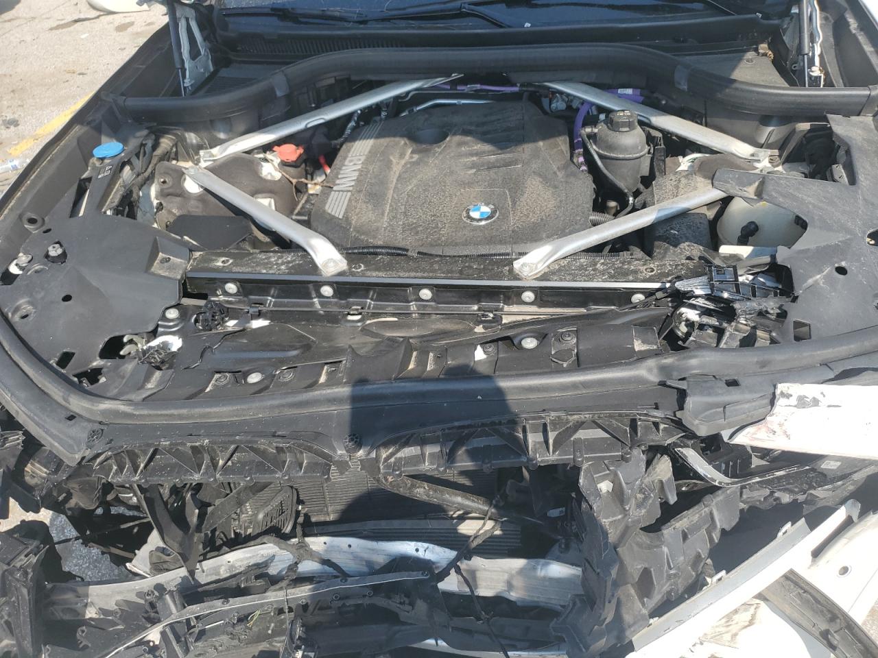2023 BMW X7 - Image 13