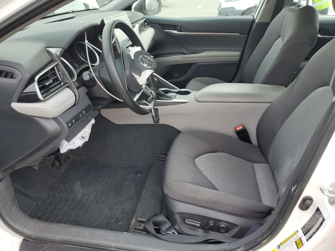 2022 Toyota Camry - Image 7