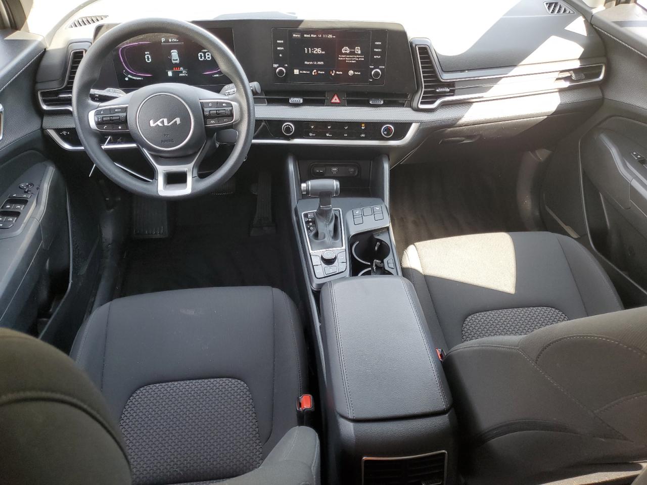 2024 Kia Sportage - Image 8