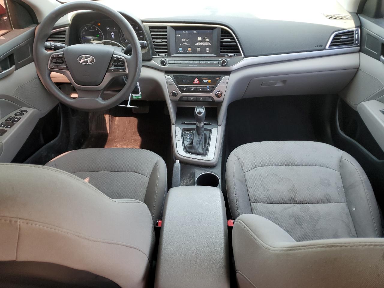 2018 Hyundai Elantra - Image 8