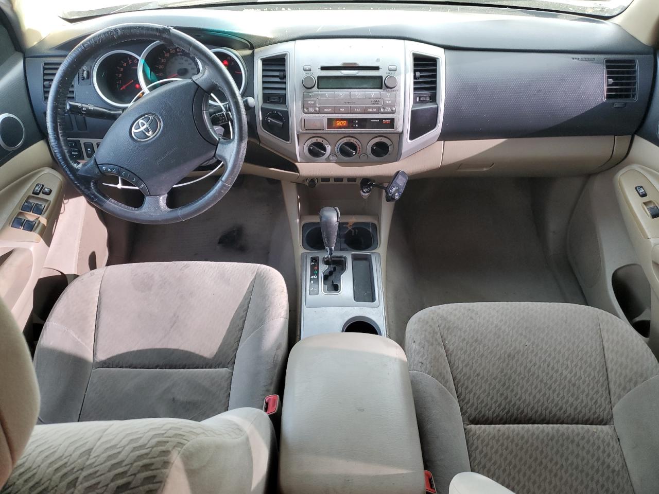 2011 Toyota Tacoma - Image 8