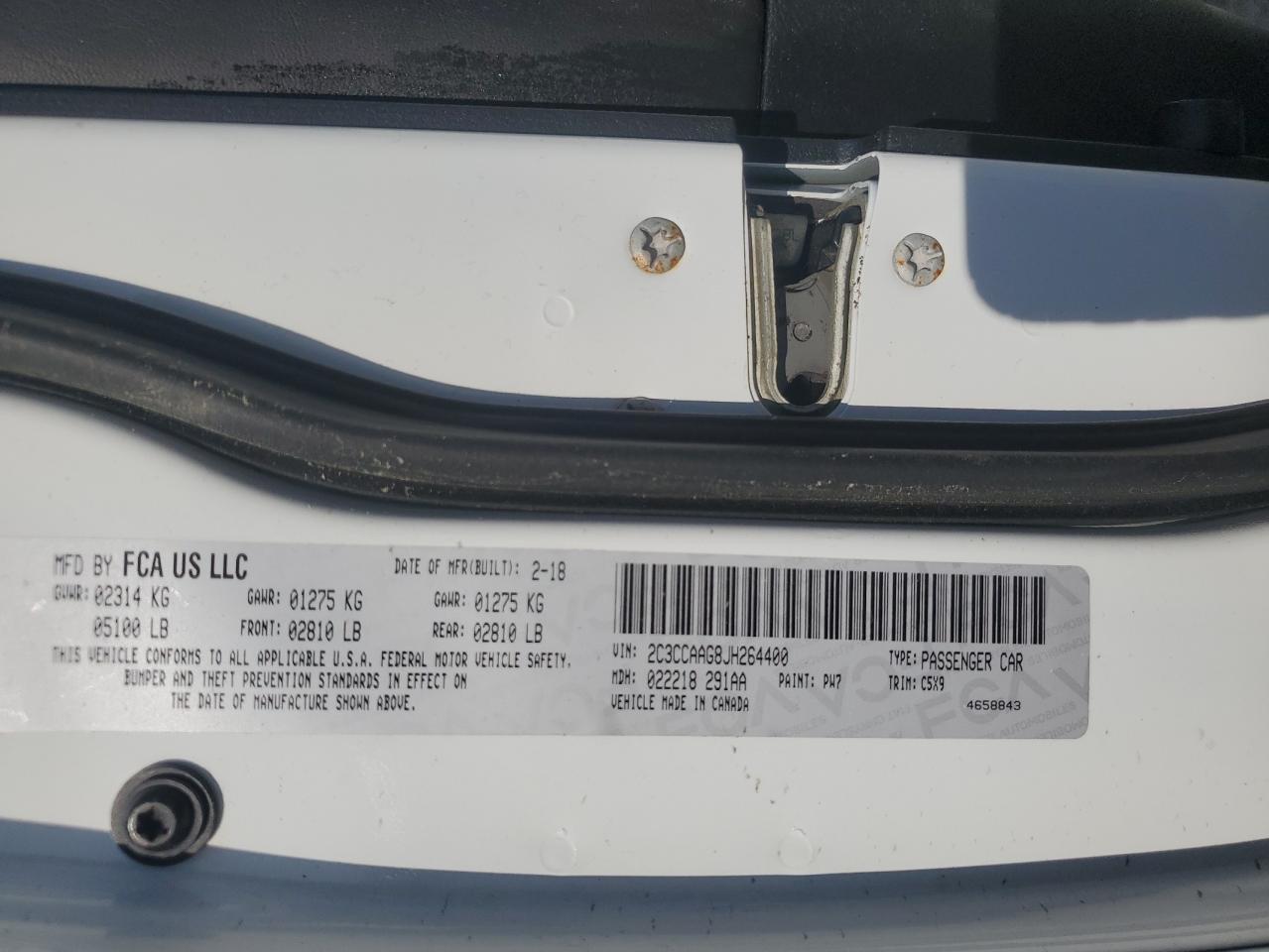 2018 Chrysler 300 - Image 13