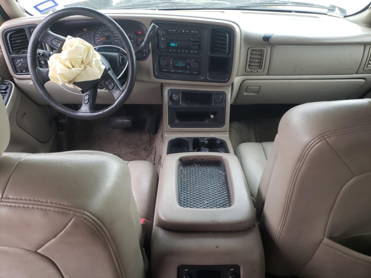 2003 Chevrolet Tahoe - Image 8