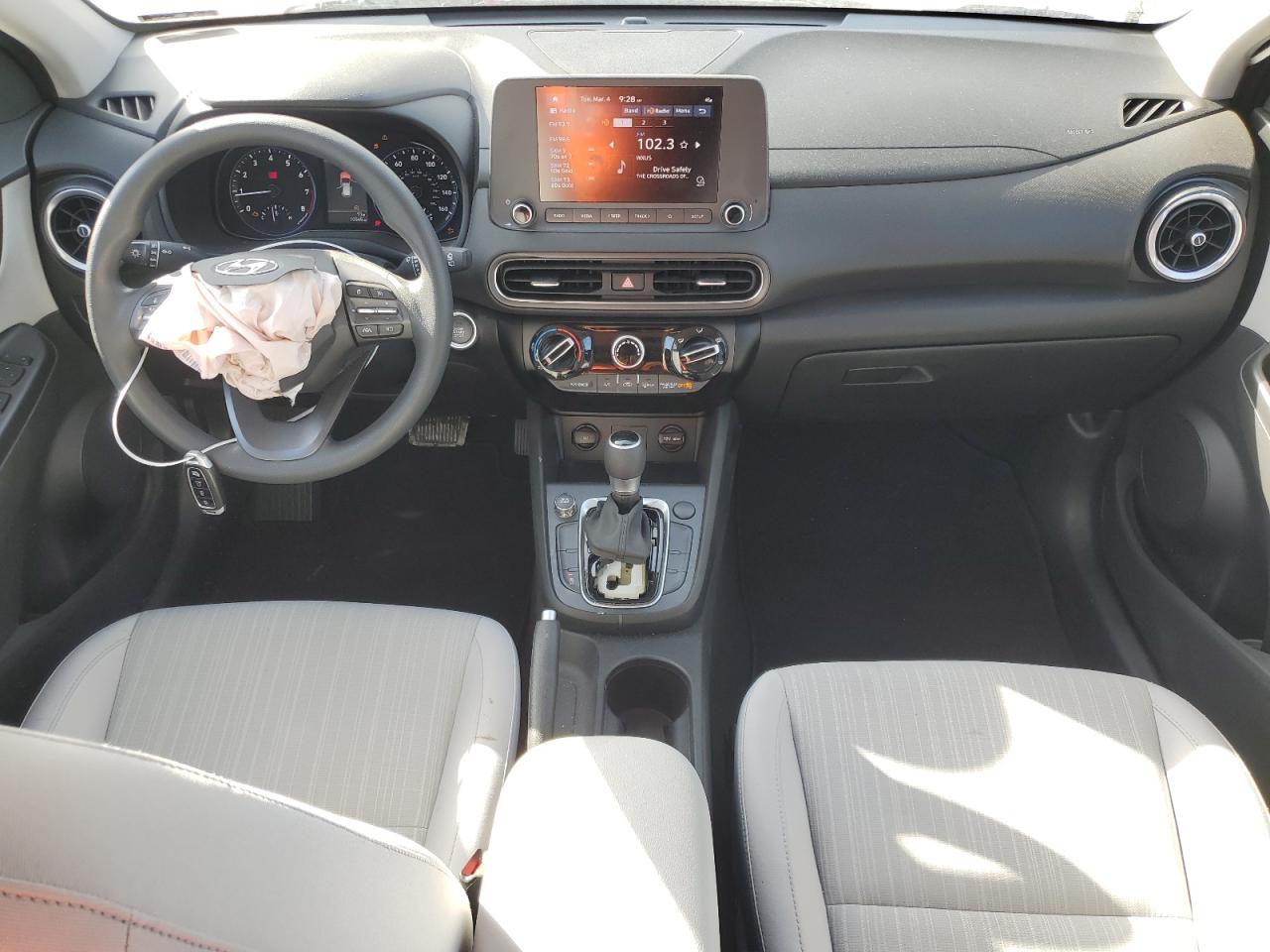 2023 Hyundai Kona - Image 8