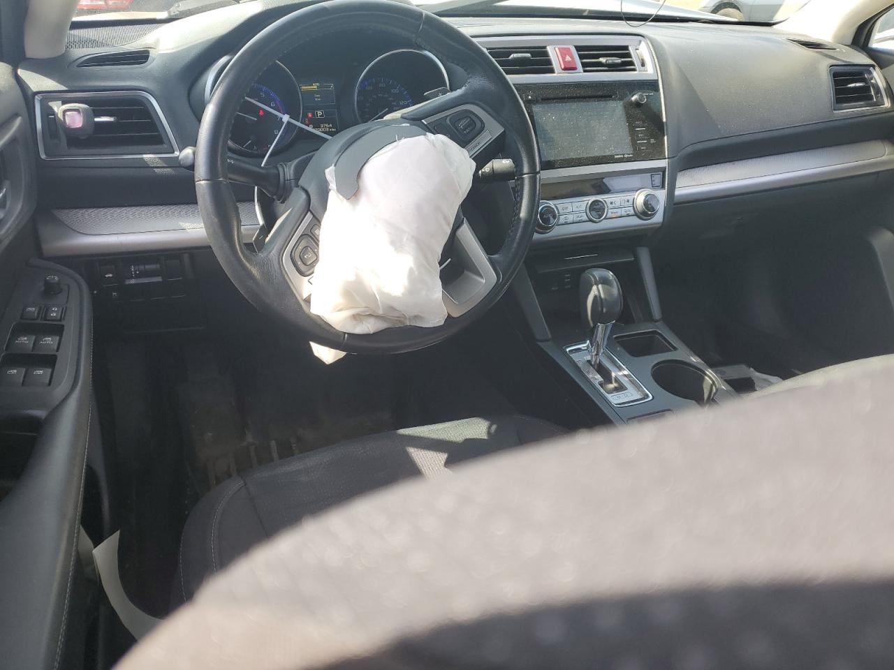 2016 Subaru Legacy - Image 8