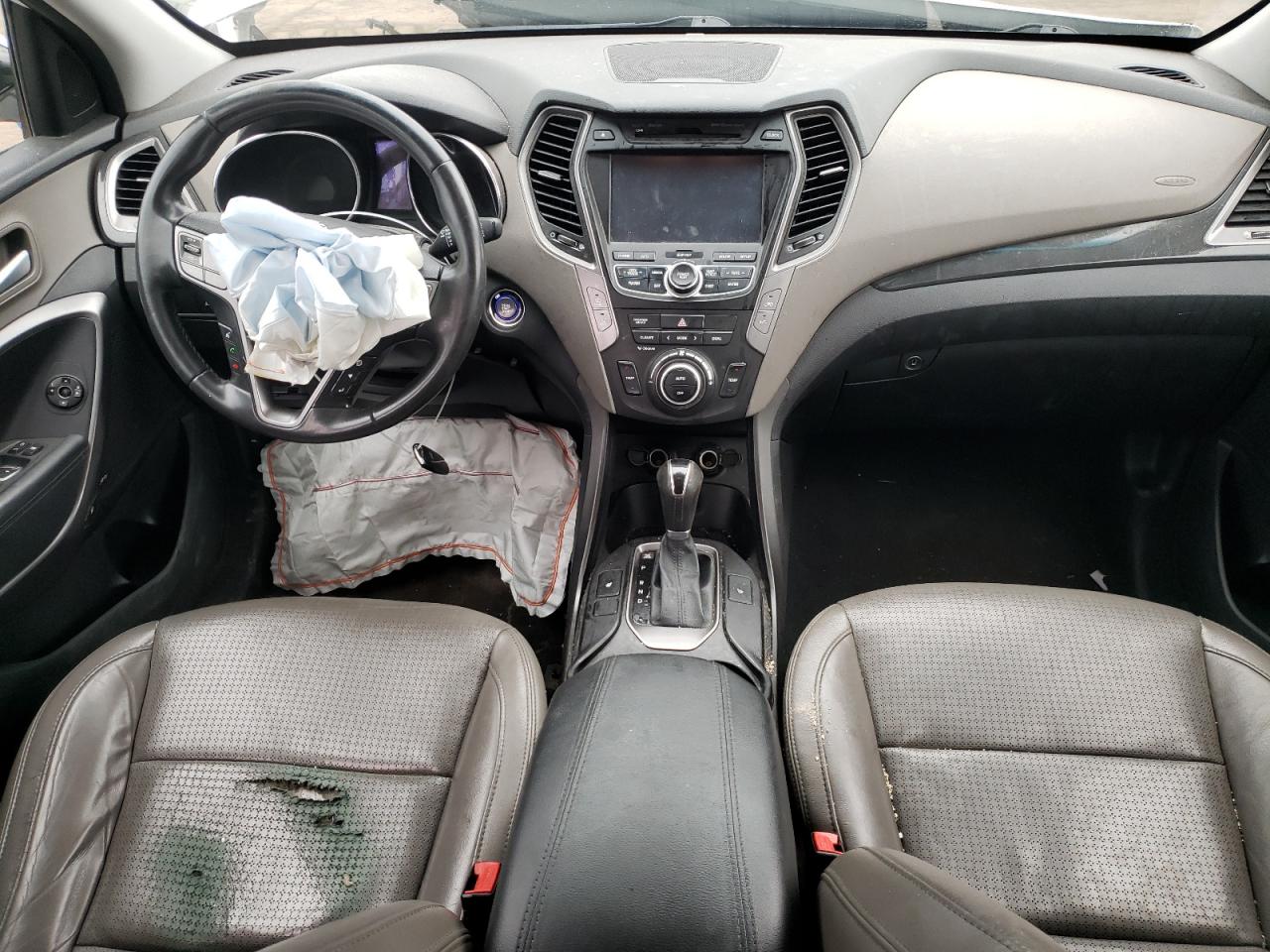2014 Hyundai Santa Fe - Image 8