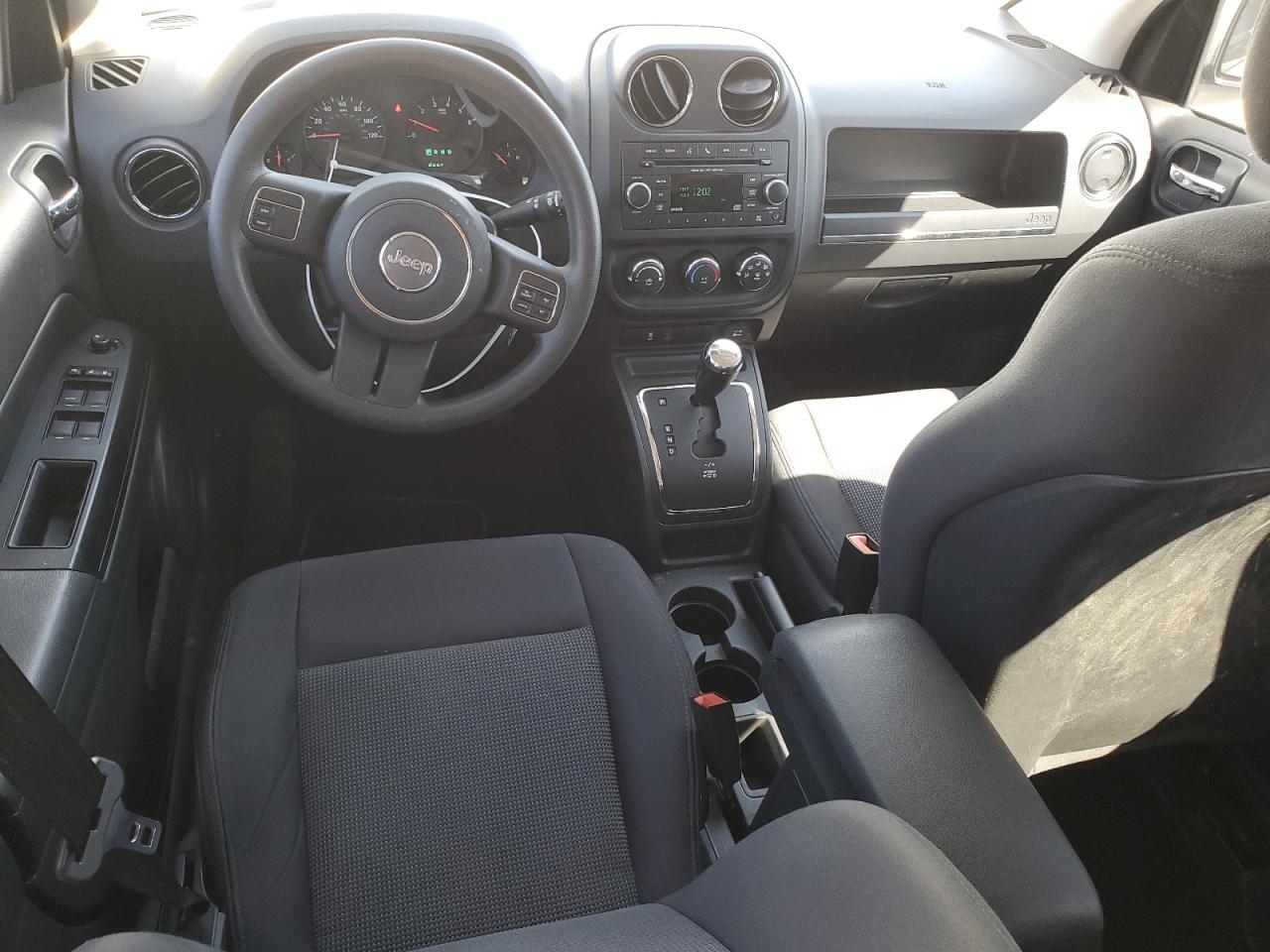 2012 Jeep Compass - Image 8