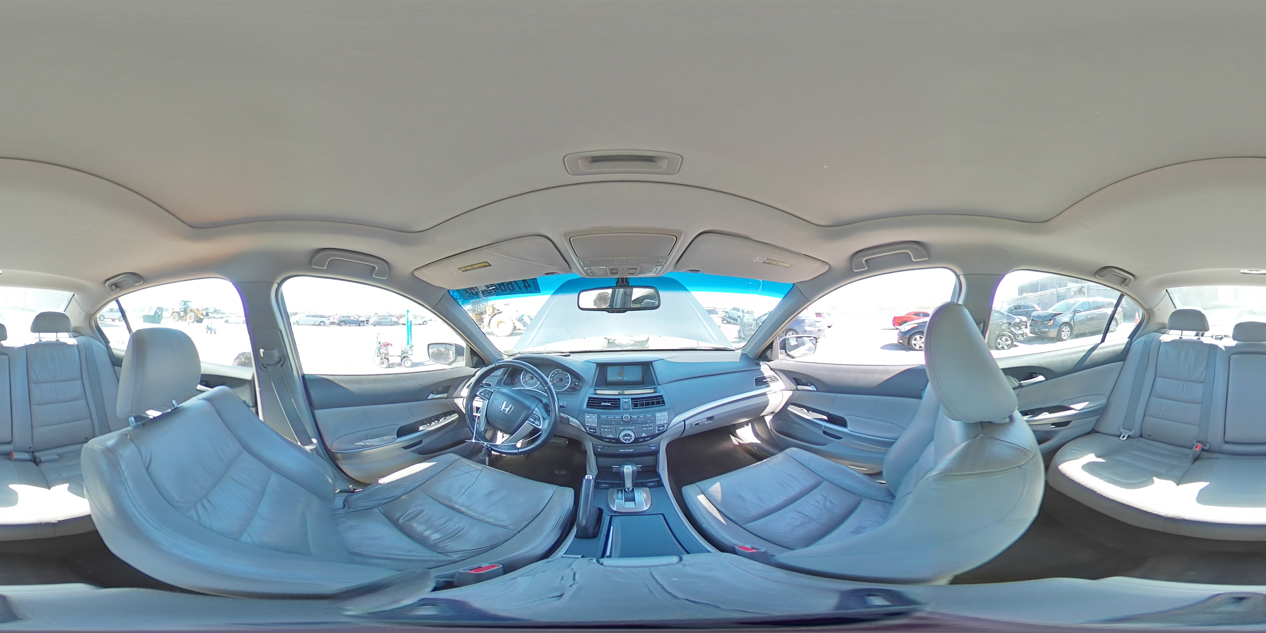 2009 Honda Accord - Image 13