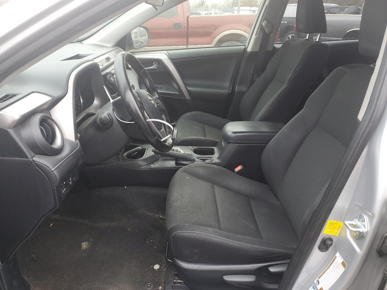 2016 Toyota RAV 4 - Image 7
