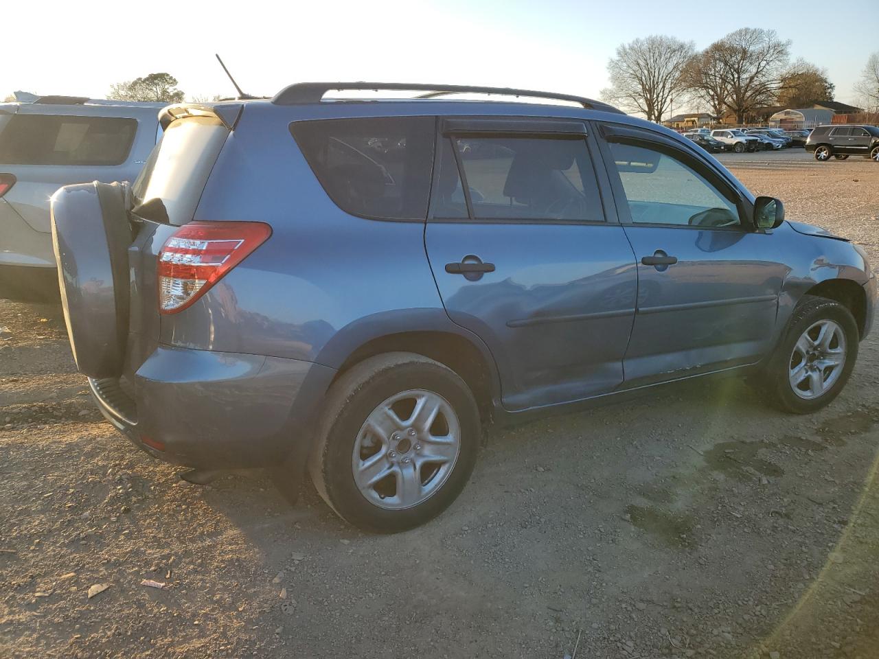 2009 Toyota RAV 4 - Image 3