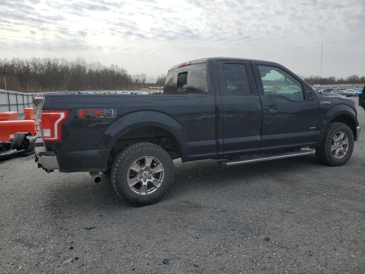 2015 Ford F-150 - Image 3