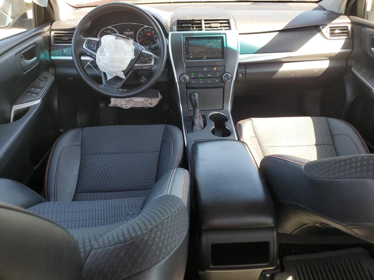 2015 Toyota Camry - Image 8