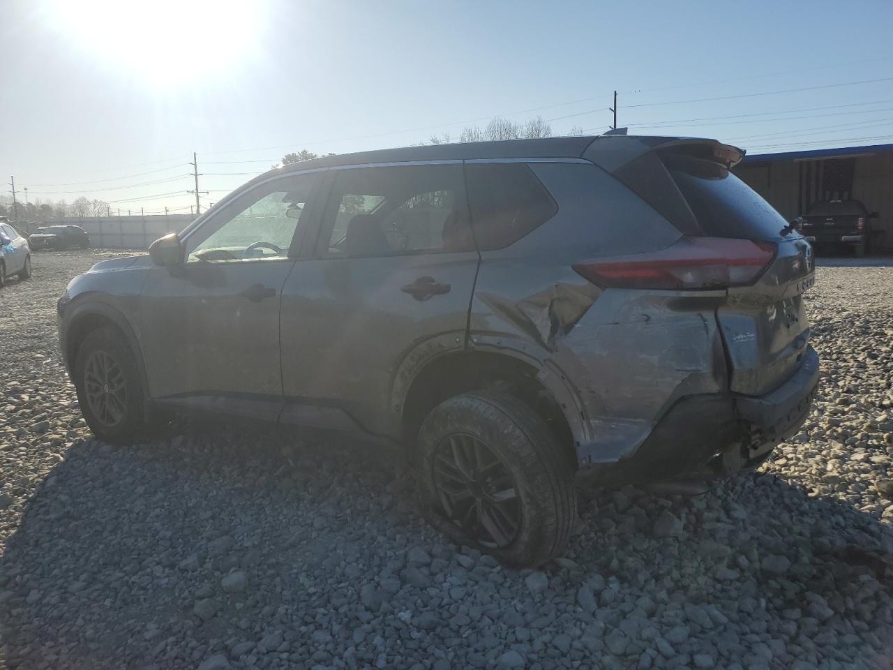 2021 Nissan Rogue - Image 2