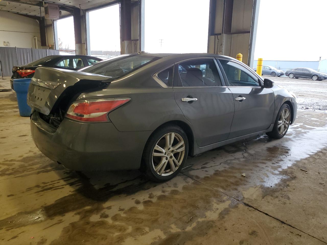 2015 Nissan Altima - Image 3