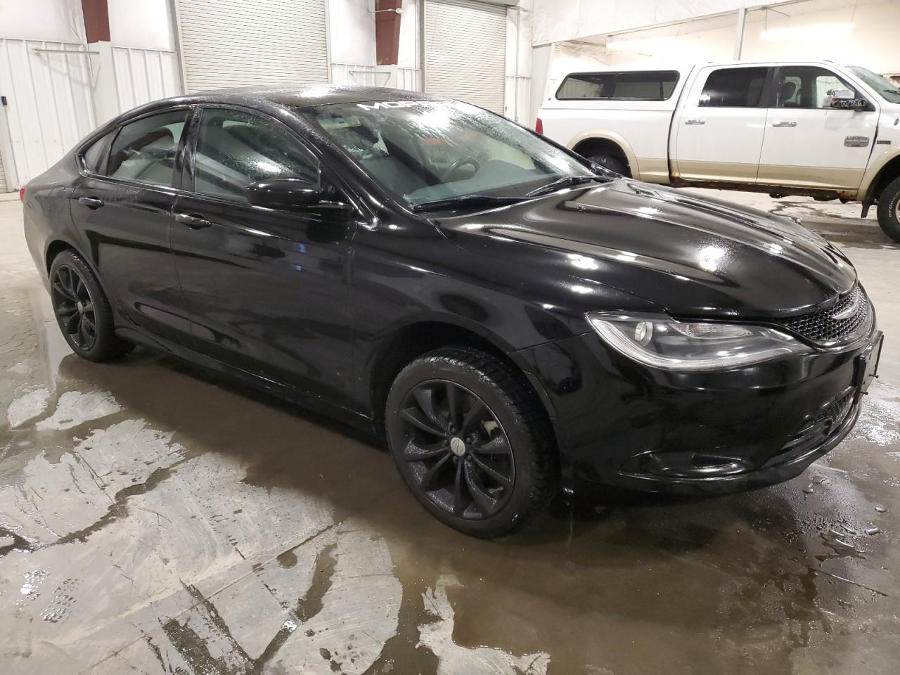 2015 Chrysler 200 - Image 4