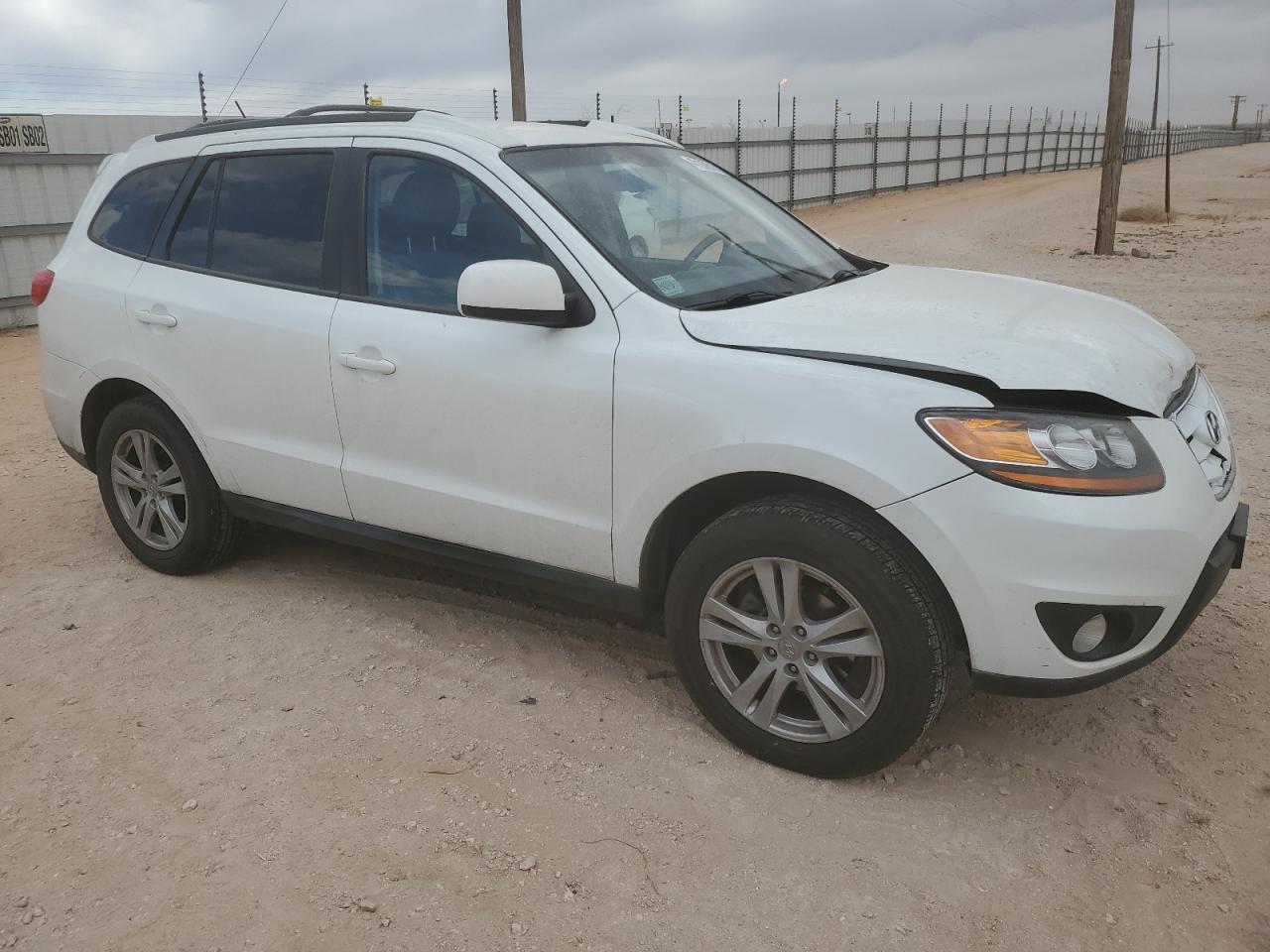 2010 Hyundai Santa Fe - Image 4