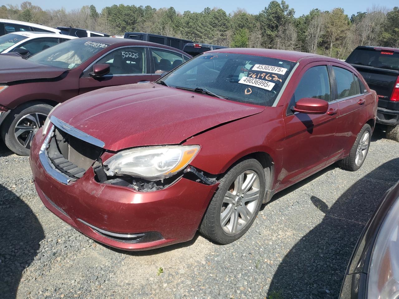 2013 Chrysler 200 Lx for Sale in Shreveport, LA - Front End
