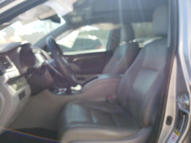  TOYOTA HIGHLANDER 2016 Silver