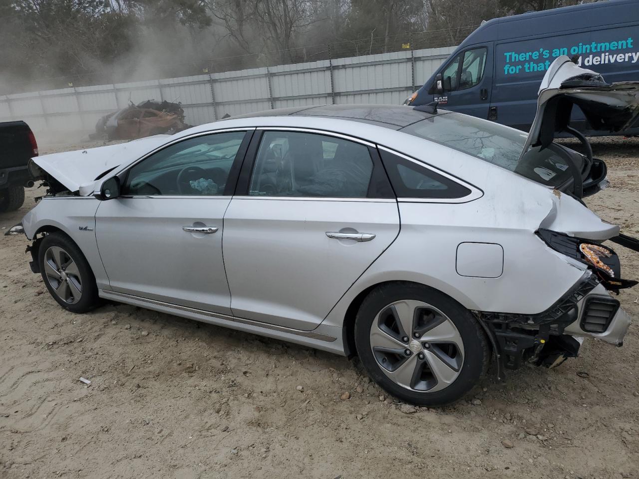 2016 Hyundai Sonata - Image 2