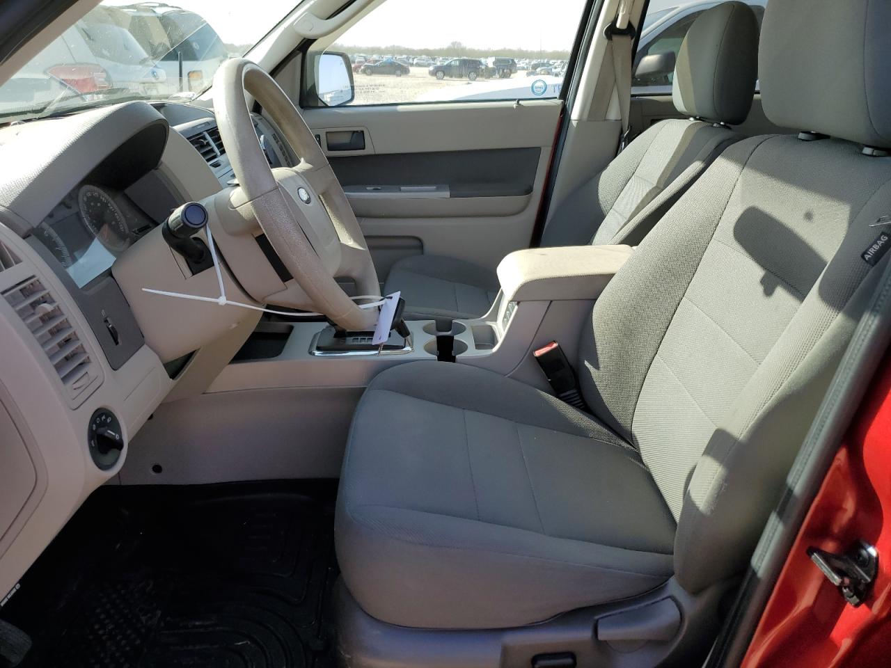2009 Ford Escape - Image 7