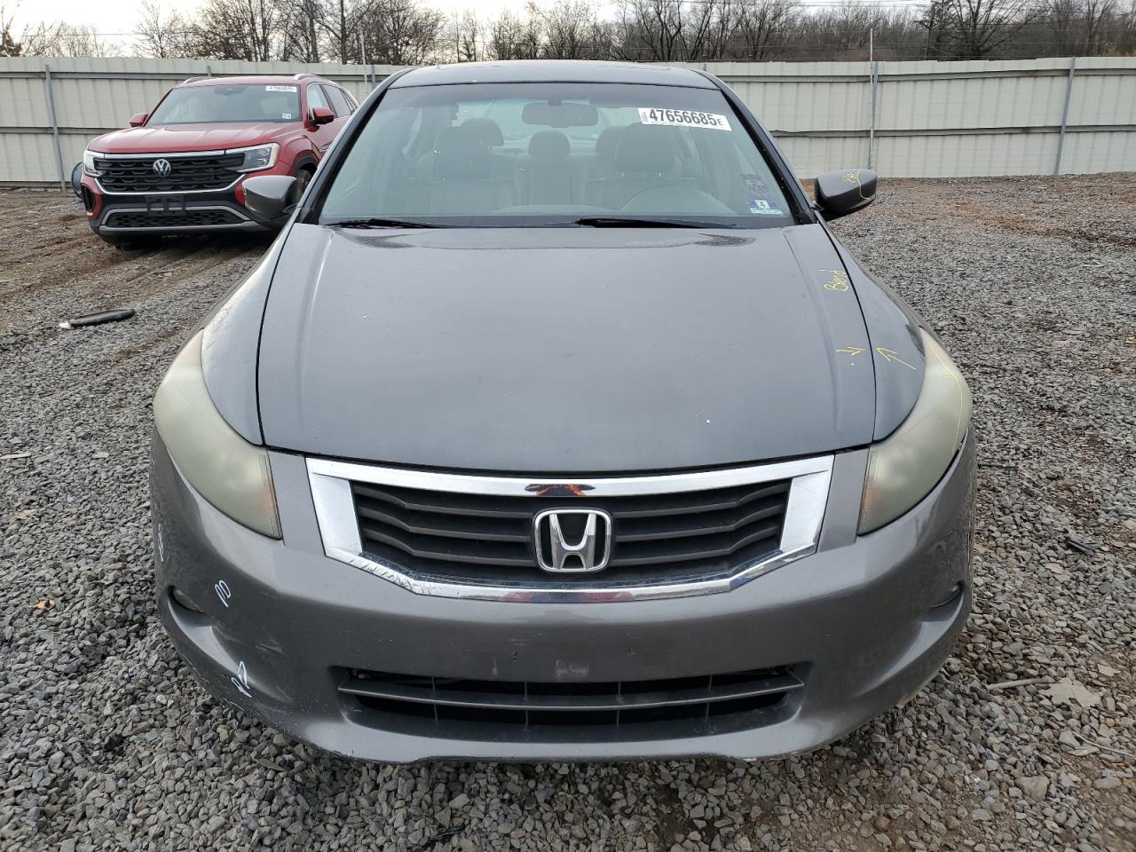 2009 Honda Accord - Image 5