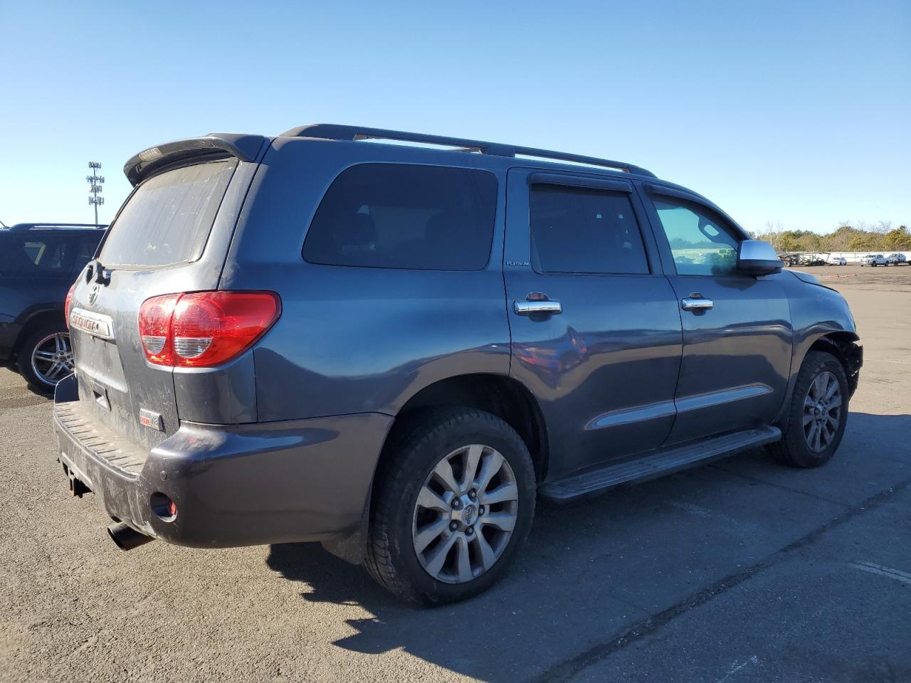 2010 Toyota Sequoia - Image 3