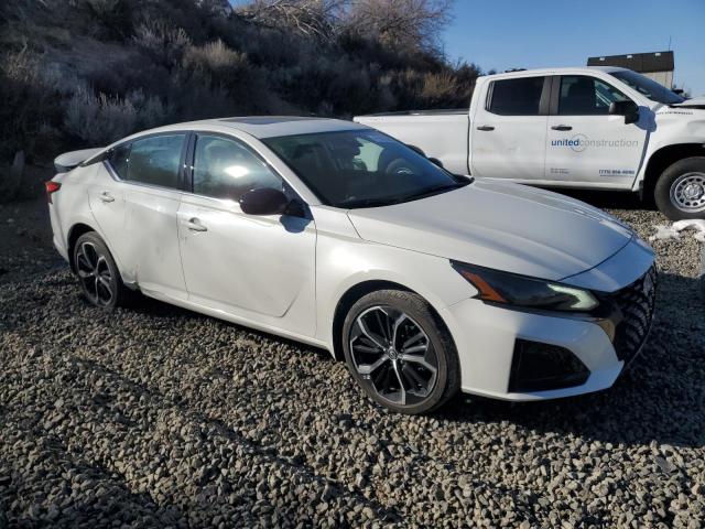  NISSAN ALTIMA 2024 Белый