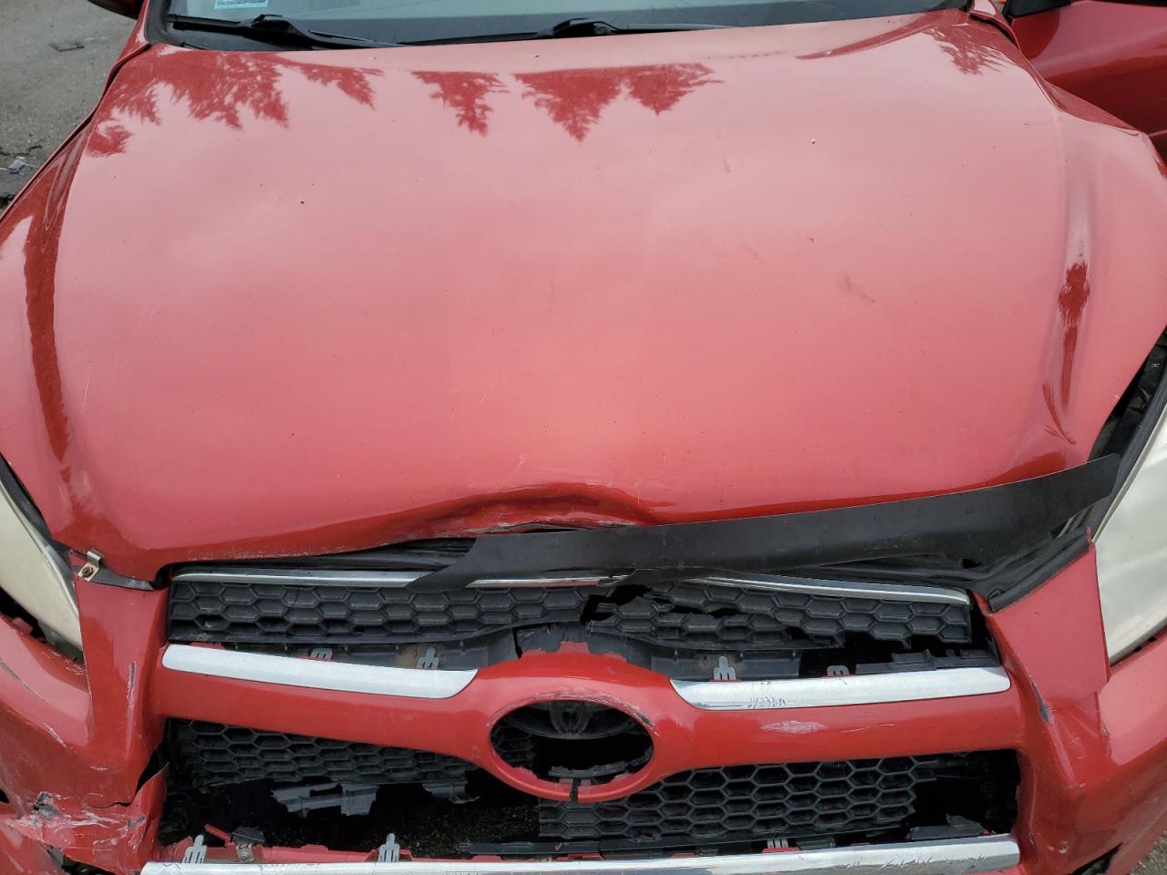 2010 Toyota RAV 4 - Image 12
