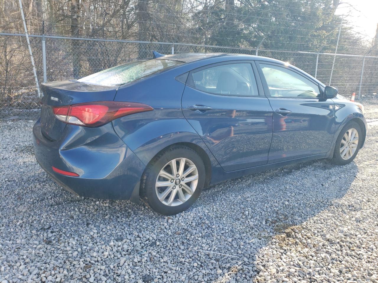 2014 Hyundai Elantra - Image 3