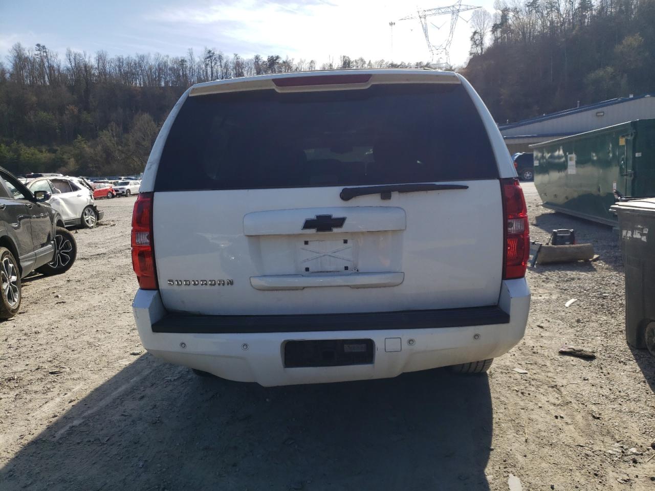 2010 Chevrolet Suburban - Image 6